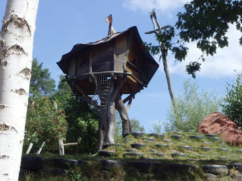 Treehouse in a scenic location